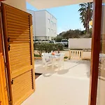 House Cecilia In *