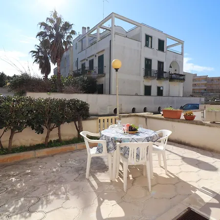 House Cecilia In