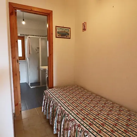 Holiday home House Cecilia In *