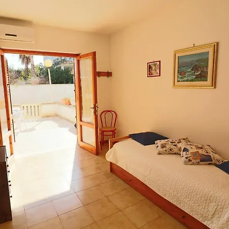 House Cecilia In Holiday home *